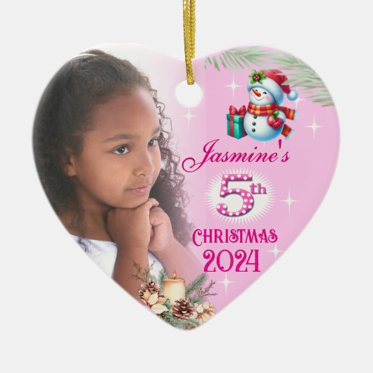 5歳のクリスマスの女の子の写真入りハートギフト セラミックオーナメント (正面)