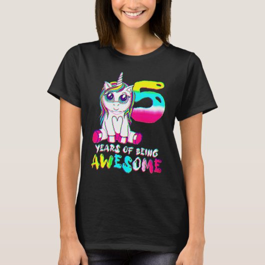 5歳の女の子 かわいいユニコーン 5歳の誕生日 Tシャツ (正面)