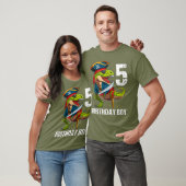 5歳の恐竜の海賊5誕生日少年 Tシャツ (ユニセックス)