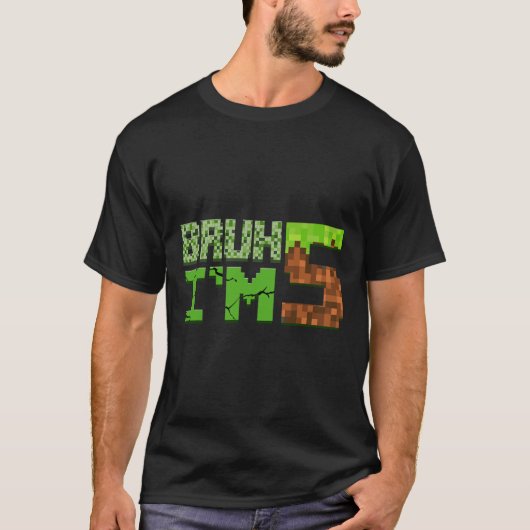 5歳の誕生日おめでとう ピクセルデザインの誕生日グッズ 少年向け Tシャツ (正面)