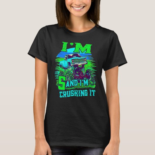 5歳の誕生日を迎えるモンスタートラック Tシャツ (正面)