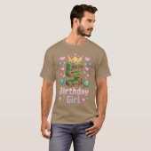 5歳の誕生日を迎える女の子のゲーミングパーティー 5歳 Tシャツ (正面フル)