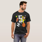 5歳の誕生日スポーツバースデーパーティー 5歳 男の子 フ Tシャツ (正面フル)