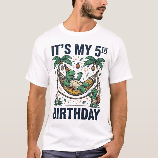 5歳の誕生日タートルハンモックビンテージ風彫刻デザイン Tシャツ (正面)