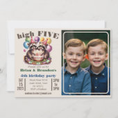 5歳の誕生日パーティーの双子mapacheテーマ写真 招待状 (正面)