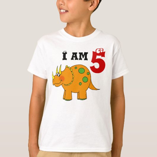 5歳の誕生日プレゼント、恐竜のトリケラトプス Tシャツ (正面)