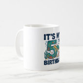 5歳の誕生日 海ガメ 水中ベクター デザイン_1 コーヒーマグカップ (正面左)