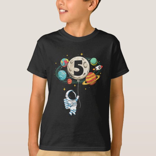 5歳誕生日ボーイ宇宙飛行士宇宙5誕生 Tシャツ (正面)
