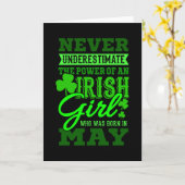 5生まれ月にアイルランドの女性、誕生日で母 カード (黄色い花)