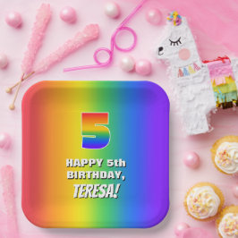 5番目の誕生日: カラフル、おもしろいレインボーパターン# 5 ペーパープレート