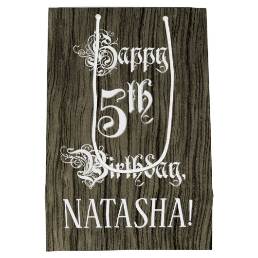5番目の誕生日: ファンシー, フェイク Wood Look +名前をカスタムする ミディアムペーパーバッグ (裏面)
