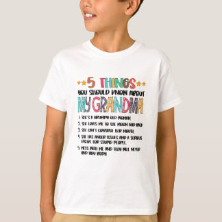 5私のおばあちゃんの半身について知っておくべきこと Tシャツ