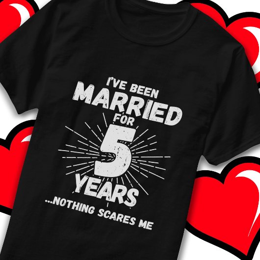 5結婚したおもしろい年結婚5周年 Tシャツ