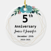 5結婚周年記念名前をカスタムする セラミックオーナメント (裏面)