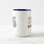 5誇りを持った人の母 ツートーンマグカップ (中央)