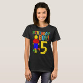 5誕生日かわいい5歳ブロック建物少年 Tシャツ (正面フル)