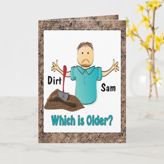 50おもしろい誕生日の男の子が汚れより古い漫画 カード (黄色い花)