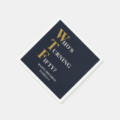 50おもしろい誕生日WTFネイビユーモアのあるーブルー金ゴールド スタンダードカクテルナプキン (角)