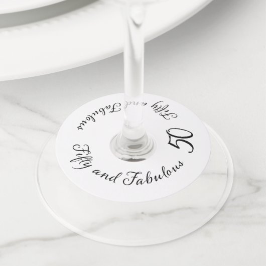 50およびすばらしい第50マイル標石の誕生日 ワイングラスタグ (クローズアップ)