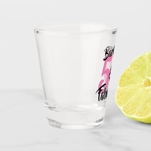 50かわいらしと素晴らしいカスタム ショットグラス (左)