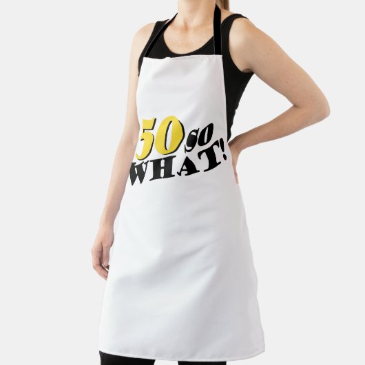 50だからおもしろい何モダンタイポグラフィ50番目の誕生日 エプロン (インサイチュ)