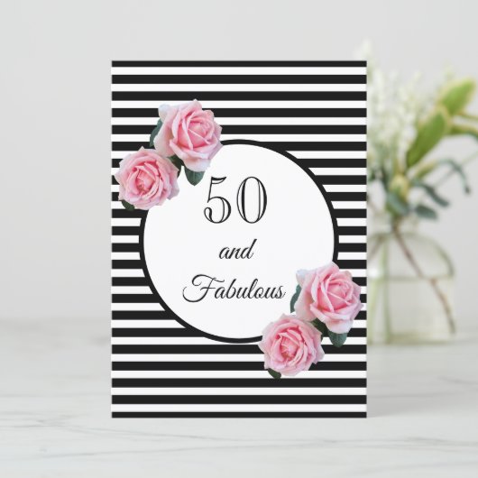 50と素晴らしいグラム誕生日パーティー白黒 招待状 (スタンド正面)