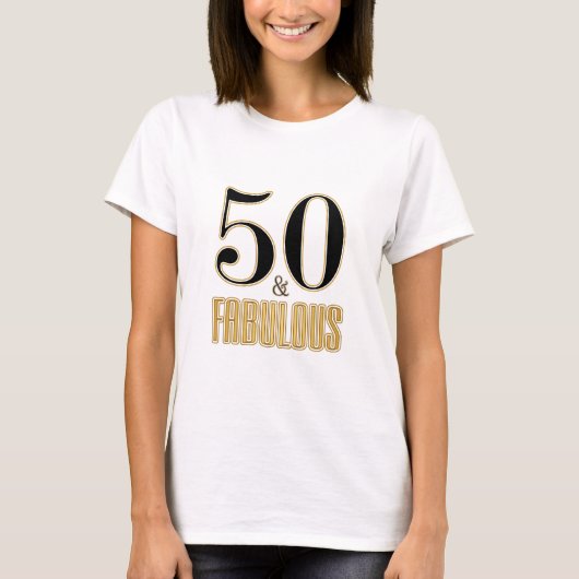 50と素晴らしいタイポグラフィブラック金ゴールド50誕生日 Tシャツ (正面)