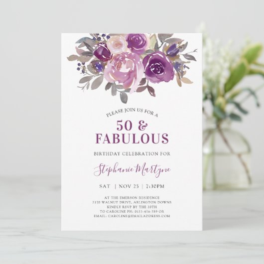 50と素晴らしいダスティマウブパープルフローラ誕生日 招待状 (スタンド正面)