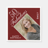 50と素晴らしいダークレッド写真50誕生日 スタンダードカクテルナプキン (正面)