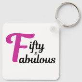 50と素晴らしいハッピー50誕生日ピンクのアクセント キーホルダー (裏面)