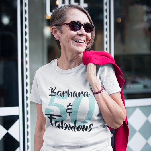 50と素晴らしいパーソナライズされた誕生日パーティー プラスサイズTシャツ