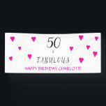 50と素晴らしいピンクのハート50th誕生日パーティー 横断幕<br><div class="desc">50と素晴らしいピンクとスタイリッシュ黒の色のモダンタイポグラフィデザインとトレンディーである。かわいいピンク与えのハートは美しエレガントい外観。50歳エレガントの誕生日パスタイリッシューティーに最適。このデザインは完全にカスタマイズ可能で、このボタンをカスタマイズして文字を変更するか、編集ツールを使用して色を変更する。パーソナ救済もしリ設定が必要な場合は、電子メール： zaenterprises46@gmail.com</div>