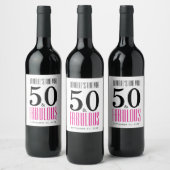50と素晴らしいピンクタイポグラフィ50誕生日 ワインラベル (ボトル)