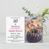 50と素晴らしいピンク50誕生日招待状 招待状 (スタンド正面)