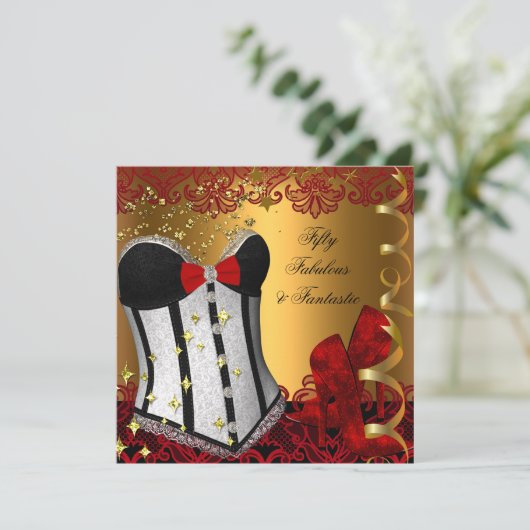 50と素晴らしいファンタスティックレッドブラック金ゴールド誕生日 招待状 (スタンド正面)