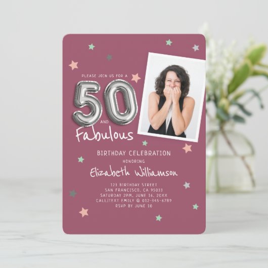 50と素晴らしいフォイルのバルーンスターフォト誕生日 招待状 (スタンド正面)
