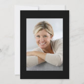 50と素晴らしいフォトブラックとピンク50誕生日 招待状 (裏面)