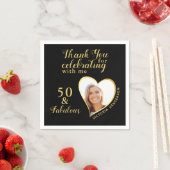 50と素晴らしいブラックと金ゴールドフォト誕生日 スタンダードカクテルナプキン (インサイチュ)