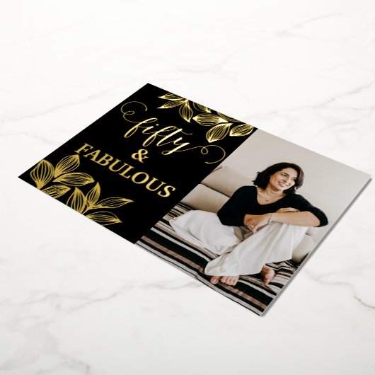 50と素晴らしいブラック&金ゴールドフォト誕生日 箔招待状 (回転した状態)