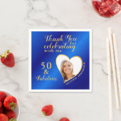 50と素晴らしいブルーと金ゴールドフォト誕生日 スタンダードカクテルナプキン (インサイチュ)