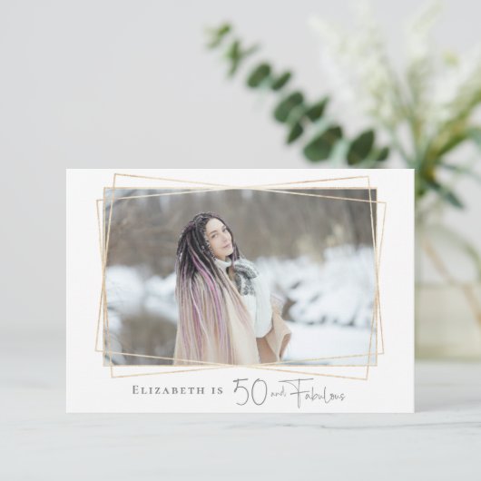 50と素晴らしい写真モダンの誕生日パーティー 招待状 (スタンド正面)