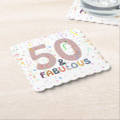 50と素晴らしい可愛い紙吹雪ピンクトレンディータイポグラフィ ペーパーコースター (アングル)