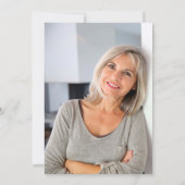 50と素晴らしい白黒と金ゴールドフォト誕生日 招待状 (裏面)