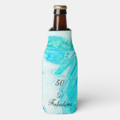 50と素晴らしい誕生日アゲートゲードティール（緑がかった色）ブルーアート ボトルクーラー (ボトル正面)