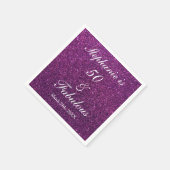 50と素晴らしい誕生日パープルグリッターシック スタンダードカクテルナプキン (角)