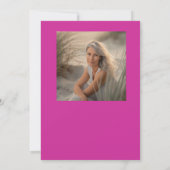 50と素晴らしい誕生日ピンクと黒のバルーン 招待状 (裏面)