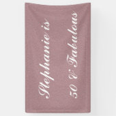 50と素晴らしい誕生日マルサラピンクホワイトクラス 横断幕 (縦)