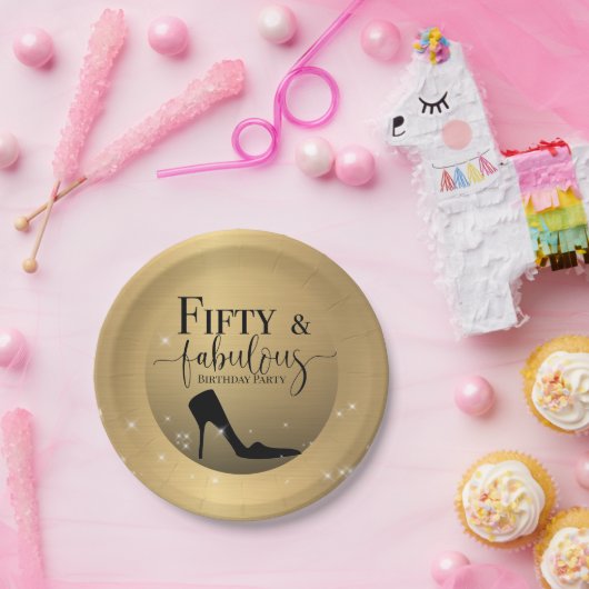 50と素晴らしい誕生日金ゴールドと黒靴 ペーパープレート (パーティー)