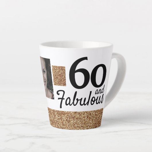 50と素晴らしい金ゴールドグリッター2写真50誕生日 カフェラテマグ (右アングル)