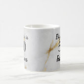 50と素晴らしい金ゴールドグレー大理石とブラック文字 コーヒーマグカップ (中央)